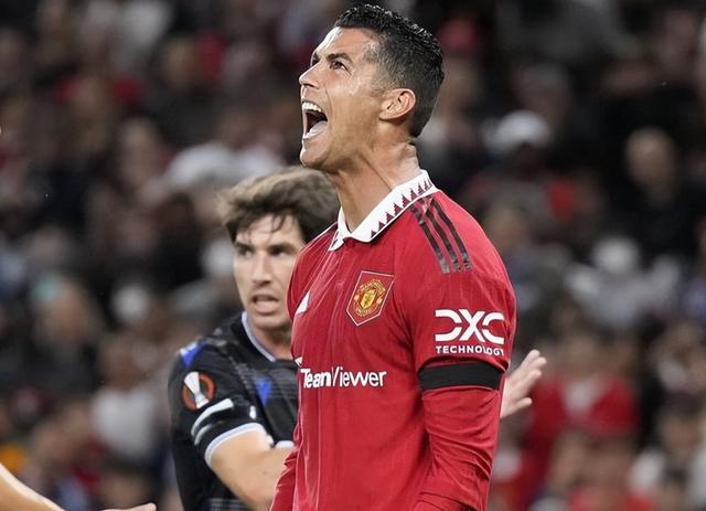 切尔西带队取胜！，C罗重要时刻表现优异观众掌声雷动-pingbosportsApp下载